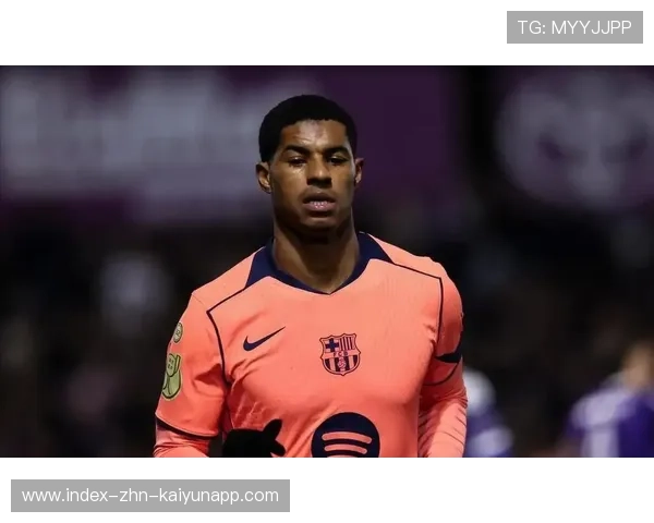 拉什福德回敲补射曼联锁定胜局